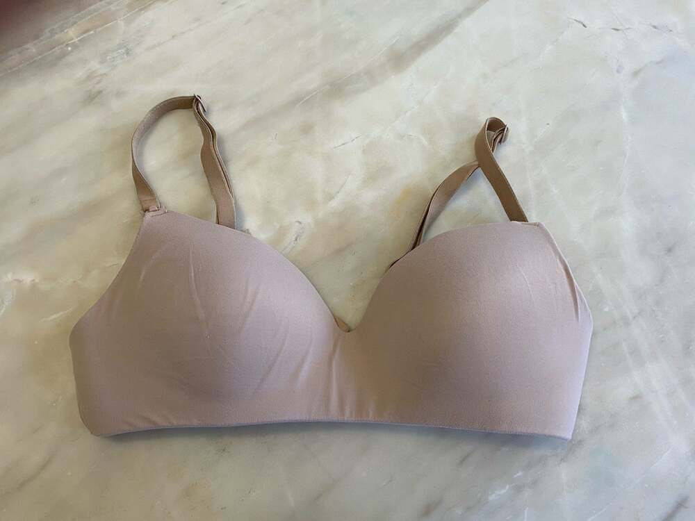 Soma Enbliss nude beige Nursing Wireless Bra Size 32B